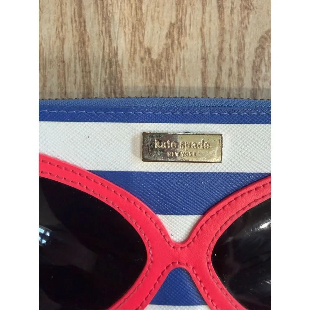 Kate Spade Make a Splash Neda Wallet Blue Stripe Sunglasses Zip Around Clutch